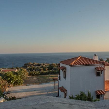 Ligres Beach - 2 Bedrooms Apartment Sea View Agia Paraskevi  Exterior photo